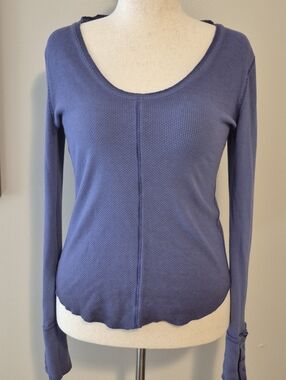 We The FREE PEOPLE Long-Sleeve Scoop Neck Thermal Top - Periwinkle Blue Purple